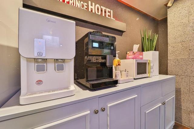 Daegu Daemyeong-Dong New Prince Hotel Eksteriør billede